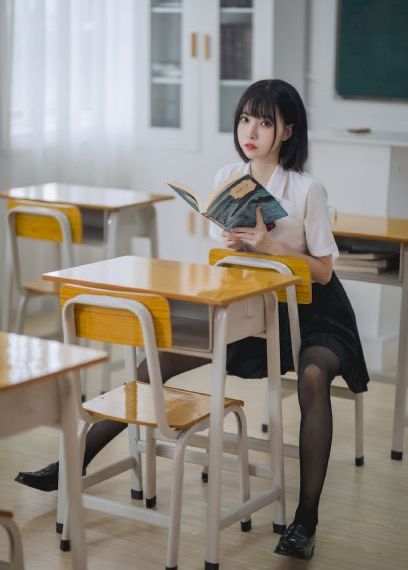 女大学生的沙龙室5_1080P神马在线观看