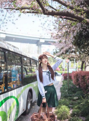 恸哭の女教 未久 在线_4K在线播放