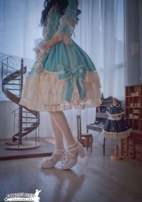 我丰满的岳3在线观看_BD英语手机在线看